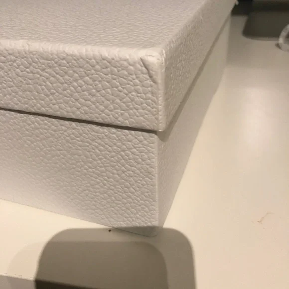 Large Dior Storage Box - Picture 6 of 9